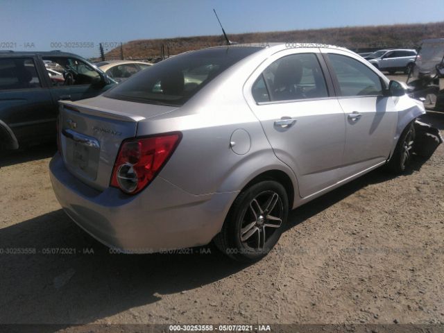 Photo 3 VIN: 1G1JE5SG5D4162064 - CHEVROLET SONIC 