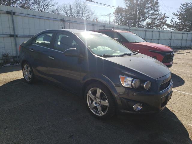 Photo 3 VIN: 1G1JE5SG5E4114548 - CHEVROLET SONIC LTZ 