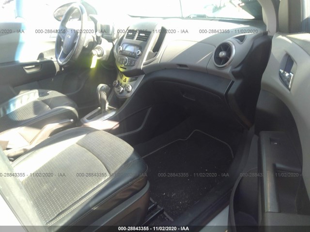 Photo 4 VIN: 1G1JE5SH2C4126601 - CHEVROLET SONIC 