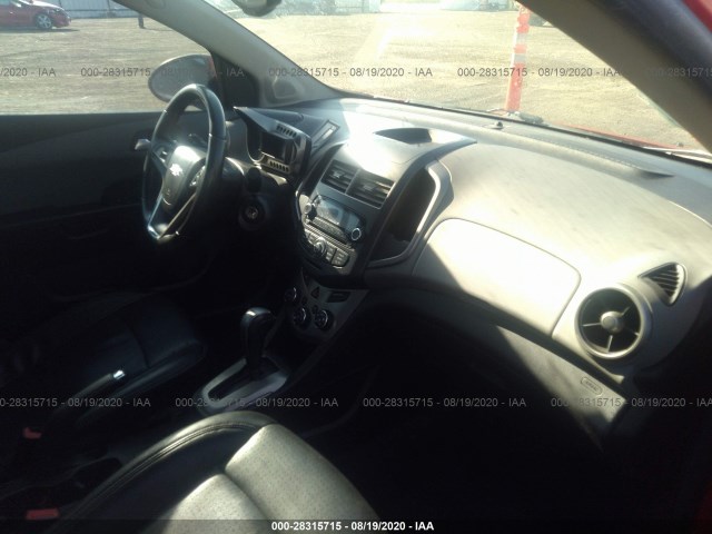 Photo 4 VIN: 1G1JE5SH2C4156052 - CHEVROLET SONIC 