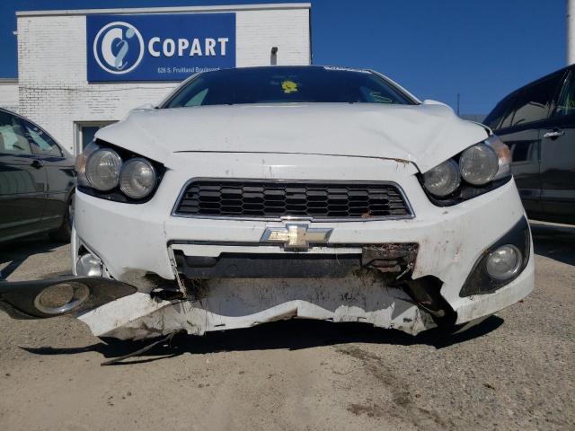 Photo 8 VIN: 1G1JE5SH3D4125510 - CHEVROLET SONIC LTZ 