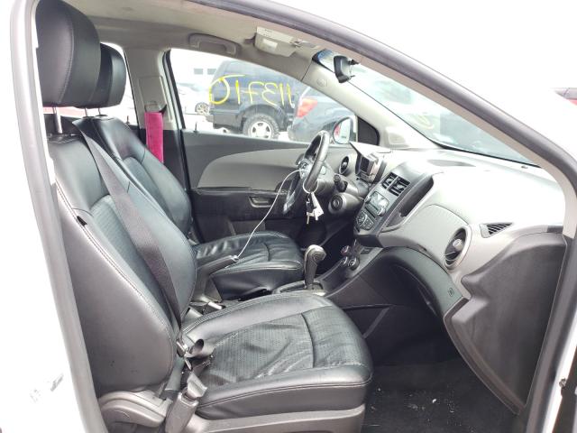 Photo 4 VIN: 1G1JE5SH4C4160619 - CHEVROLET SONIC LTZ 