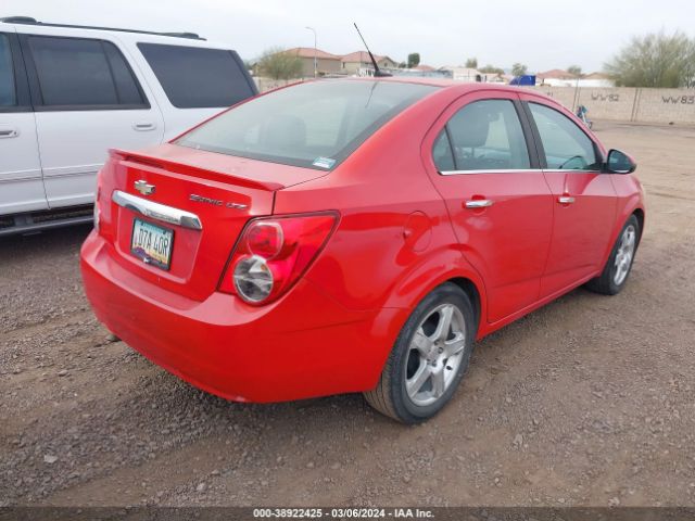 Photo 3 VIN: 1G1JE5SH4D4170293 - CHEVROLET SONIC 