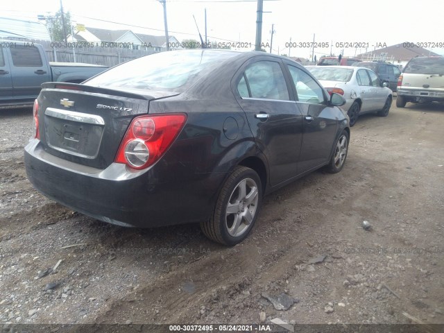 Photo 3 VIN: 1G1JE5SH6D4124514 - CHEVROLET SONIC 