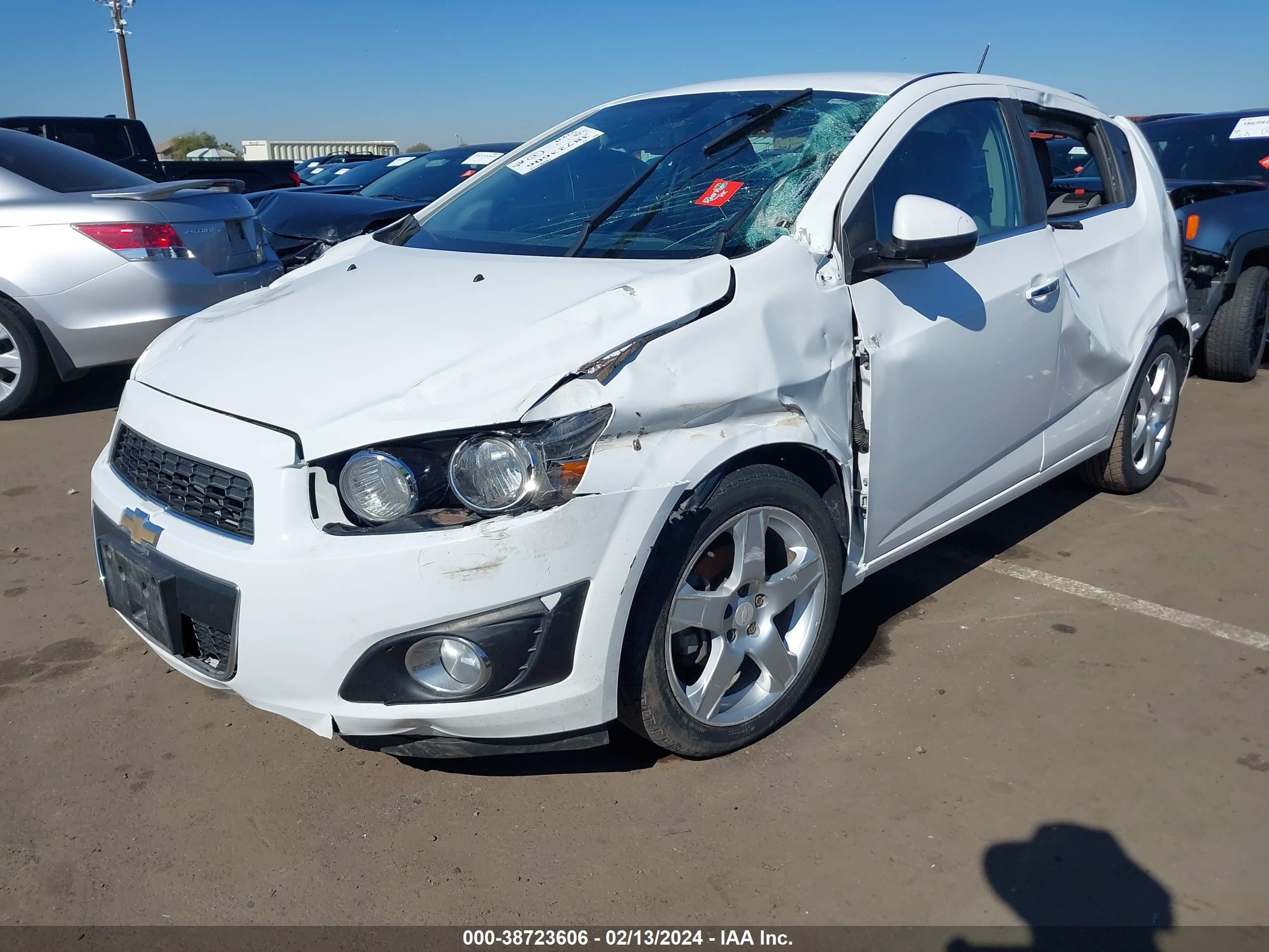 Photo 1 VIN: 1G1JE6583G4144547 - CHEVROLET SONIC 