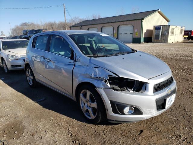 Photo 3 VIN: 1G1JE6SB0F4104067 - CHEVROLET SONIC LTZ 