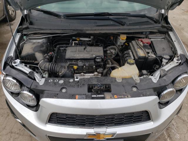 Photo 6 VIN: 1G1JE6SB0F4132211 - CHEVROLET SONIC LTZ 