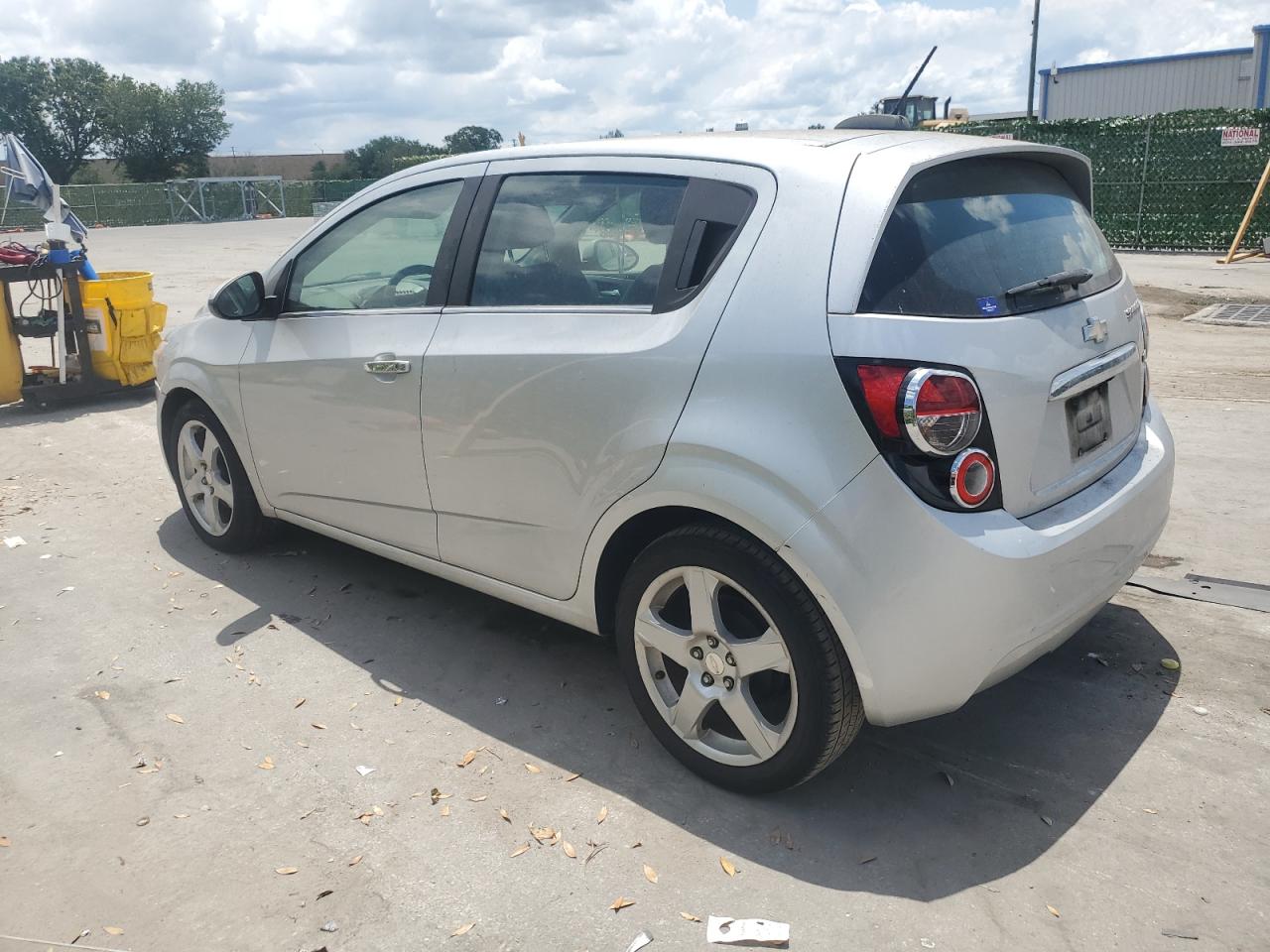 Photo 1 VIN: 1G1JE6SB0F4195356 - CHEVROLET SONIC 