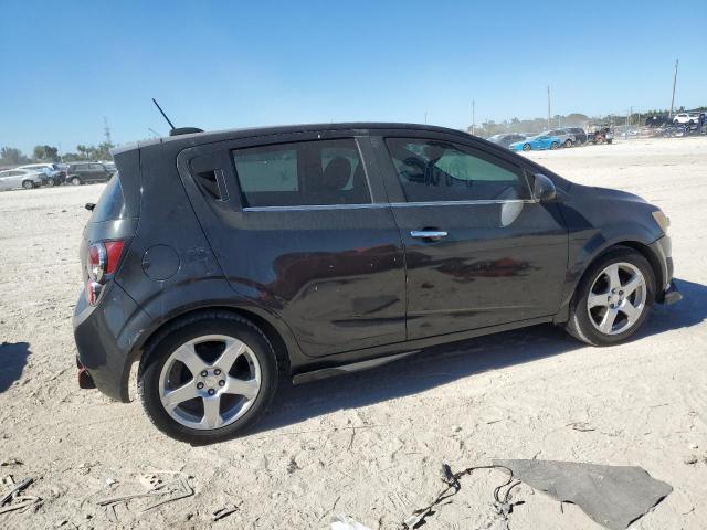 Photo 2 VIN: 1G1JE6SB1F4102926 - CHEVROLET SONIC LTZ 