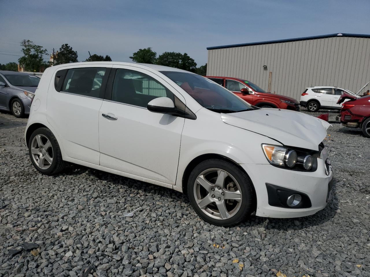 Photo 3 VIN: 1G1JE6SB1G4144630 - CHEVROLET SONIC 