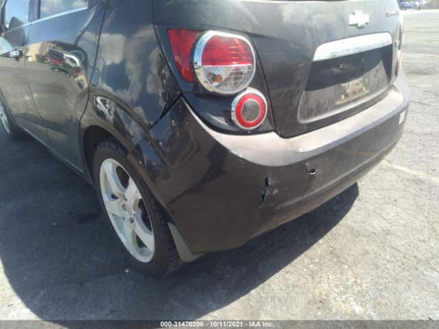 Photo 5 VIN: 1G1JE6SB2D4204121 - CHEVROLET SONIC LTZ 