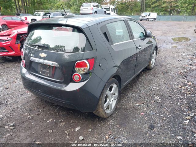 Photo 3 VIN: 1G1JE6SB2F4190465 - CHEVROLET SONIC 