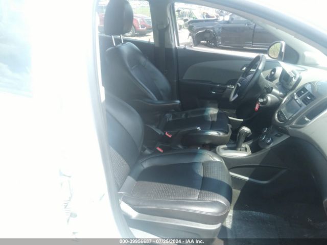 Photo 4 VIN: 1G1JE6SB3G4142524 - CHEVROLET SONIC 