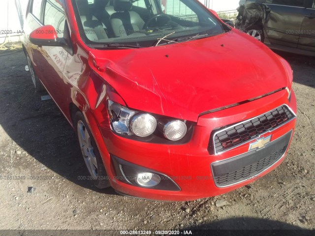 Photo 5 VIN: 1G1JE6SB4F4110082 - CHEVROLET SONIC 