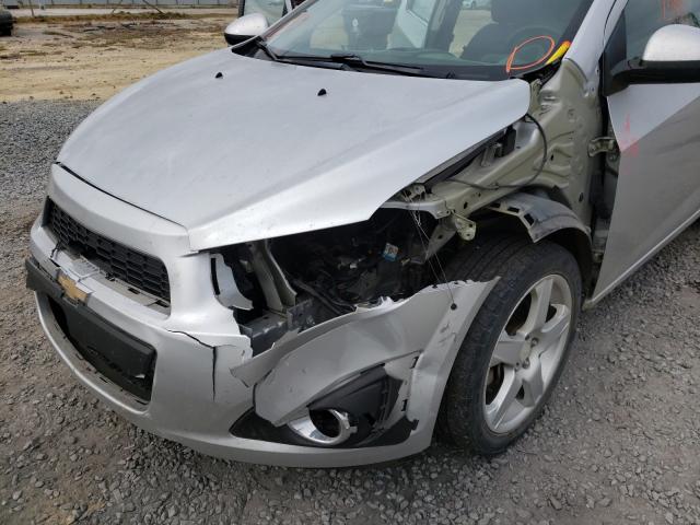 Photo 8 VIN: 1G1JE6SB4F4146256 - CHEVROLET SONIC LTZ 