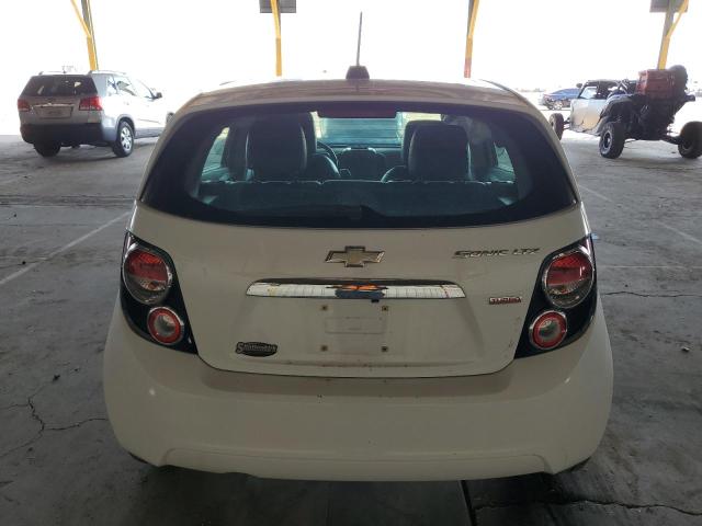 Photo 5 VIN: 1G1JE6SB4F4210974 - CHEVROLET SONIC LTZ 