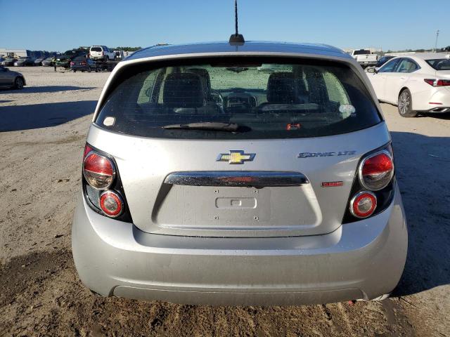 Photo 5 VIN: 1G1JE6SB4G4142113 - CHEVROLET SONIC LTZ 