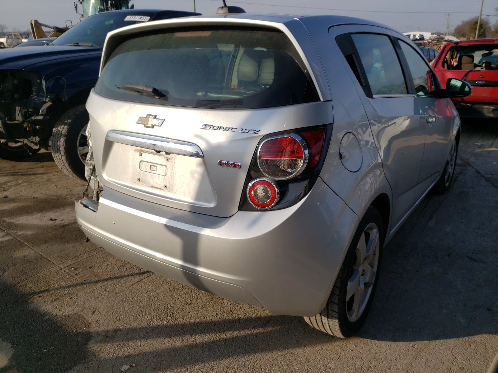 Photo 3 VIN: 1G1JE6SB5F4124234 - CHEVROLET SONIC LTZ 