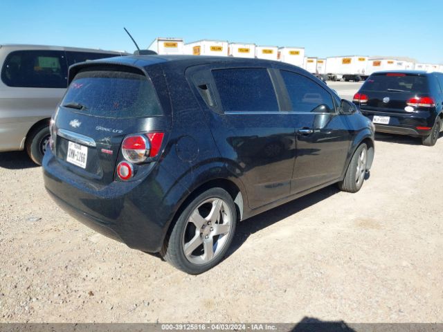 Photo 3 VIN: 1G1JE6SB5F4187544 - CHEVROLET SONIC 