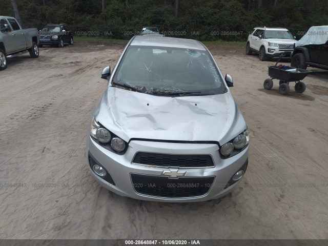 Photo 5 VIN: 1G1JE6SB6E4107649 - CHEVROLET SONIC 