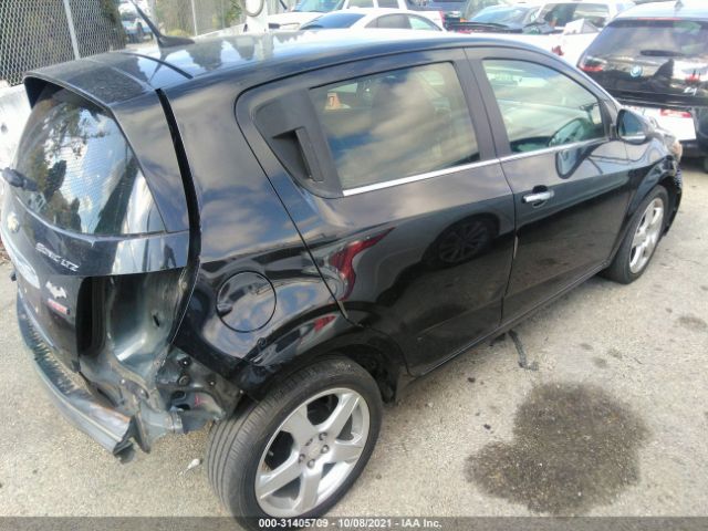 Photo 3 VIN: 1G1JE6SB6E4232120 - CHEVROLET SONIC 