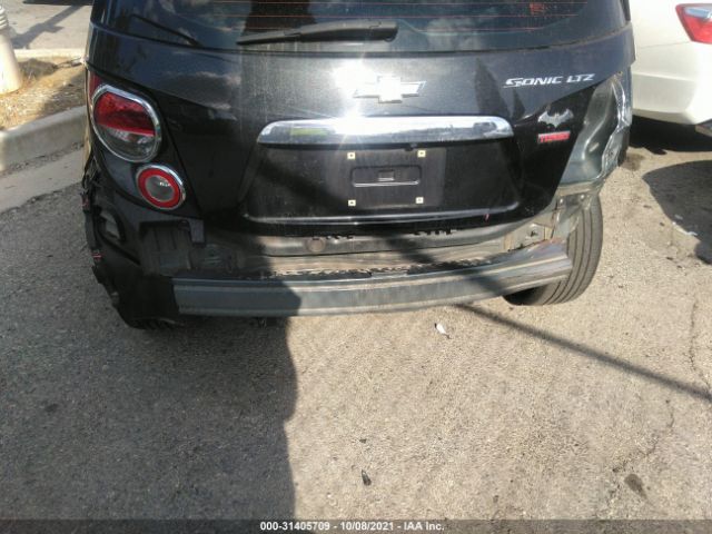 Photo 5 VIN: 1G1JE6SB6E4232120 - CHEVROLET SONIC 