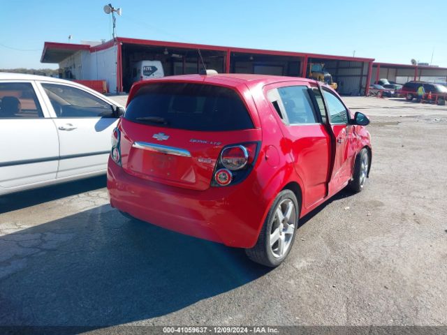 Photo 3 VIN: 1G1JE6SB6F4105997 - CHEVROLET SONIC 