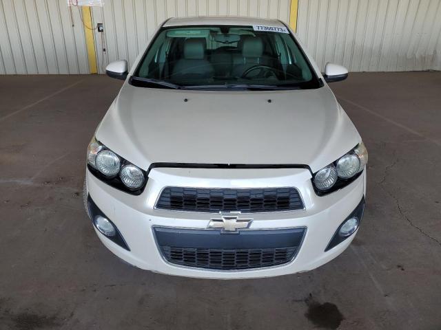 Photo 4 VIN: 1G1JE6SB6F4112724 - CHEVROLET SONIC 