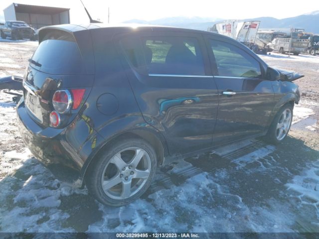 Photo 3 VIN: 1G1JE6SB7C4202900 - CHEVROLET SONIC 