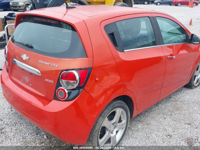 Photo 3 VIN: 1G1JE6SB7D4103852 - CHEVROLET SONIC 