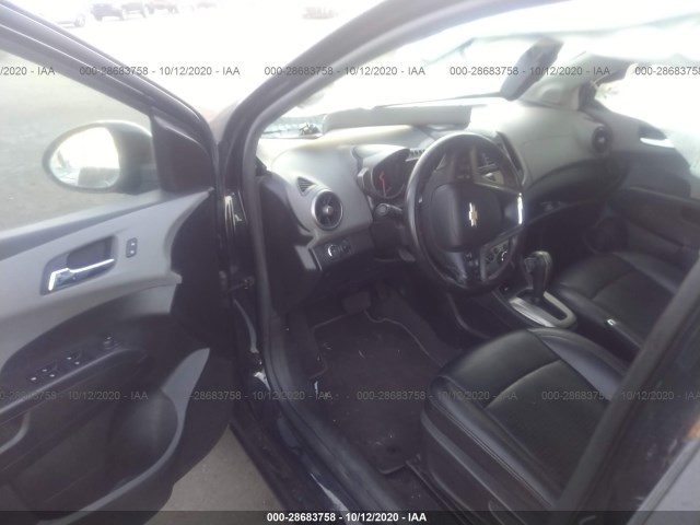 Photo 4 VIN: 1G1JE6SB7E4220008 - CHEVROLET SONIC 