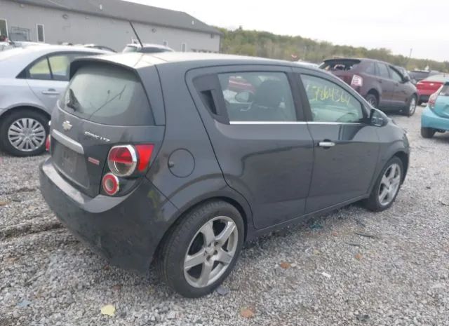 Photo 3 VIN: 1G1JE6SB7F4111145 - CHEVROLET SONIC 