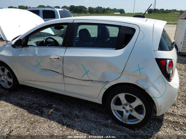 Photo 5 VIN: 1G1JE6SB7F4119522 - CHEVROLET SONIC 