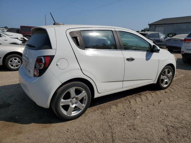 Photo 2 VIN: 1G1JE6SB8F4121103 - CHEVROLET SONIC LTZ 