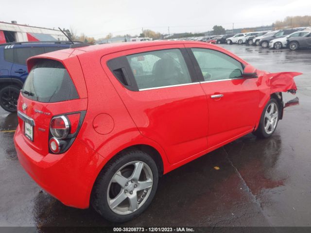 Photo 3 VIN: 1G1JE6SB8F4124714 - CHEVROLET SONIC 