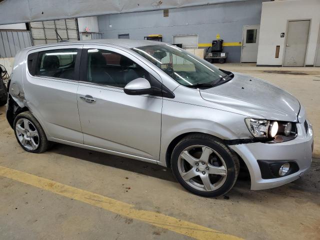 Photo 3 VIN: 1G1JE6SB8F4134174 - CHEVROLET SONIC LTZ 