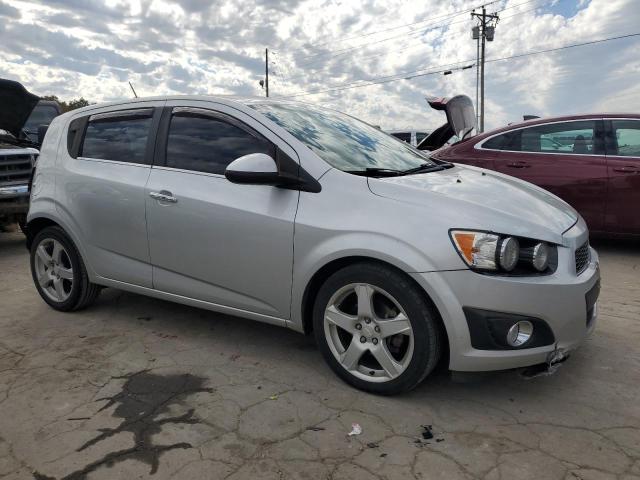 Photo 3 VIN: 1G1JE6SB8F4199848 - CHEVROLET SONIC LTZ 