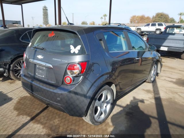 Photo 3 VIN: 1G1JE6SH2C4230026 - CHEVROLET SONIC 