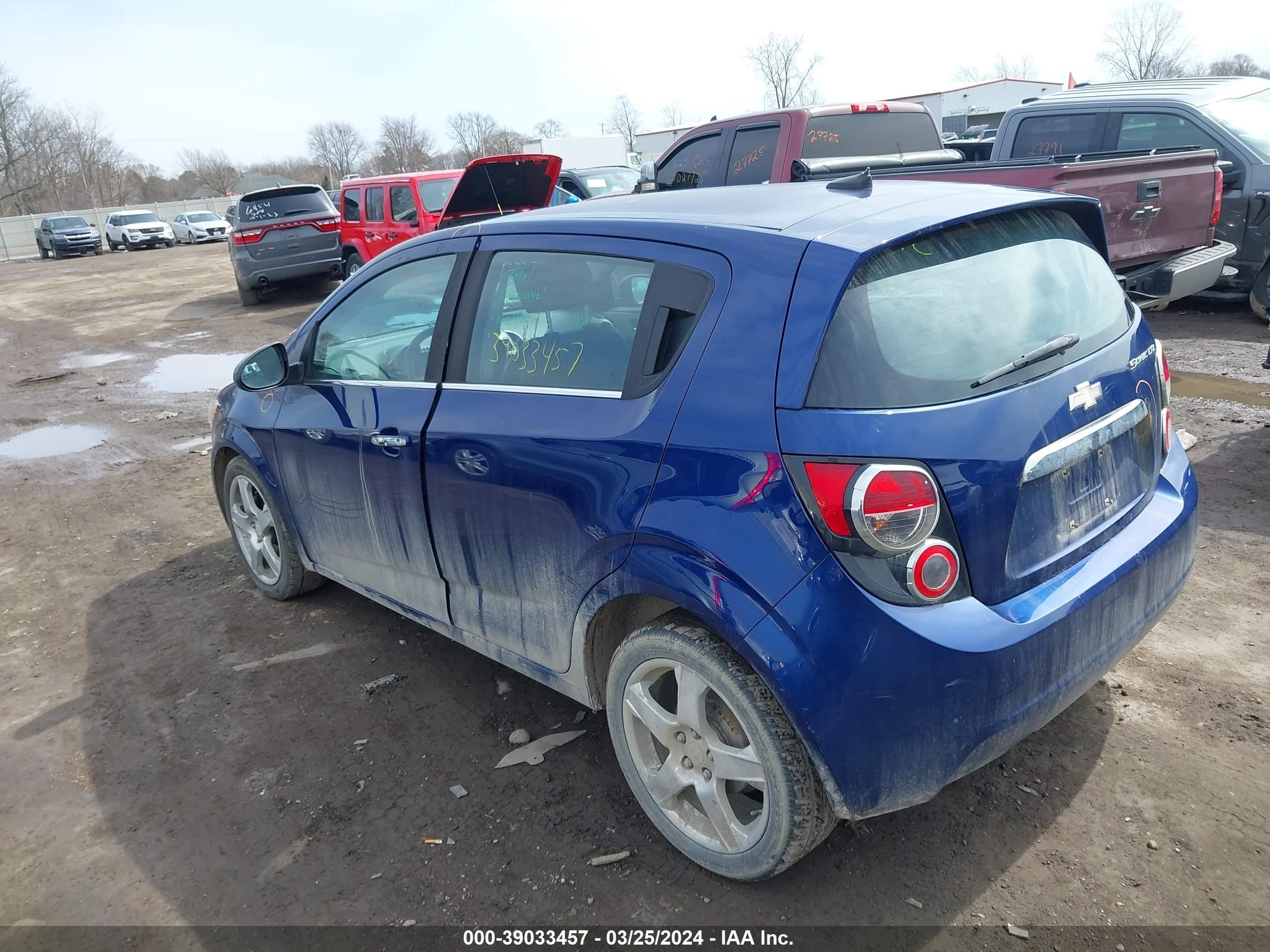 Photo 2 VIN: 1G1JE6SH6D4101126 - CHEVROLET SONIC 