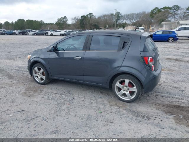 Photo 2 VIN: 1G1JE6SH8C4169880 - CHEVROLET SONIC 