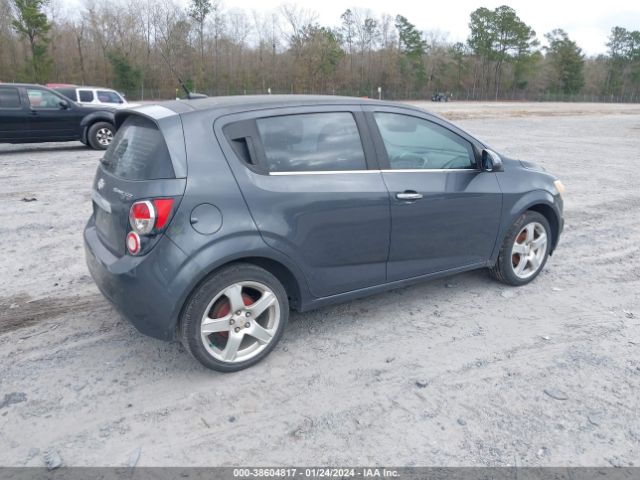 Photo 3 VIN: 1G1JE6SH8C4169880 - CHEVROLET SONIC 