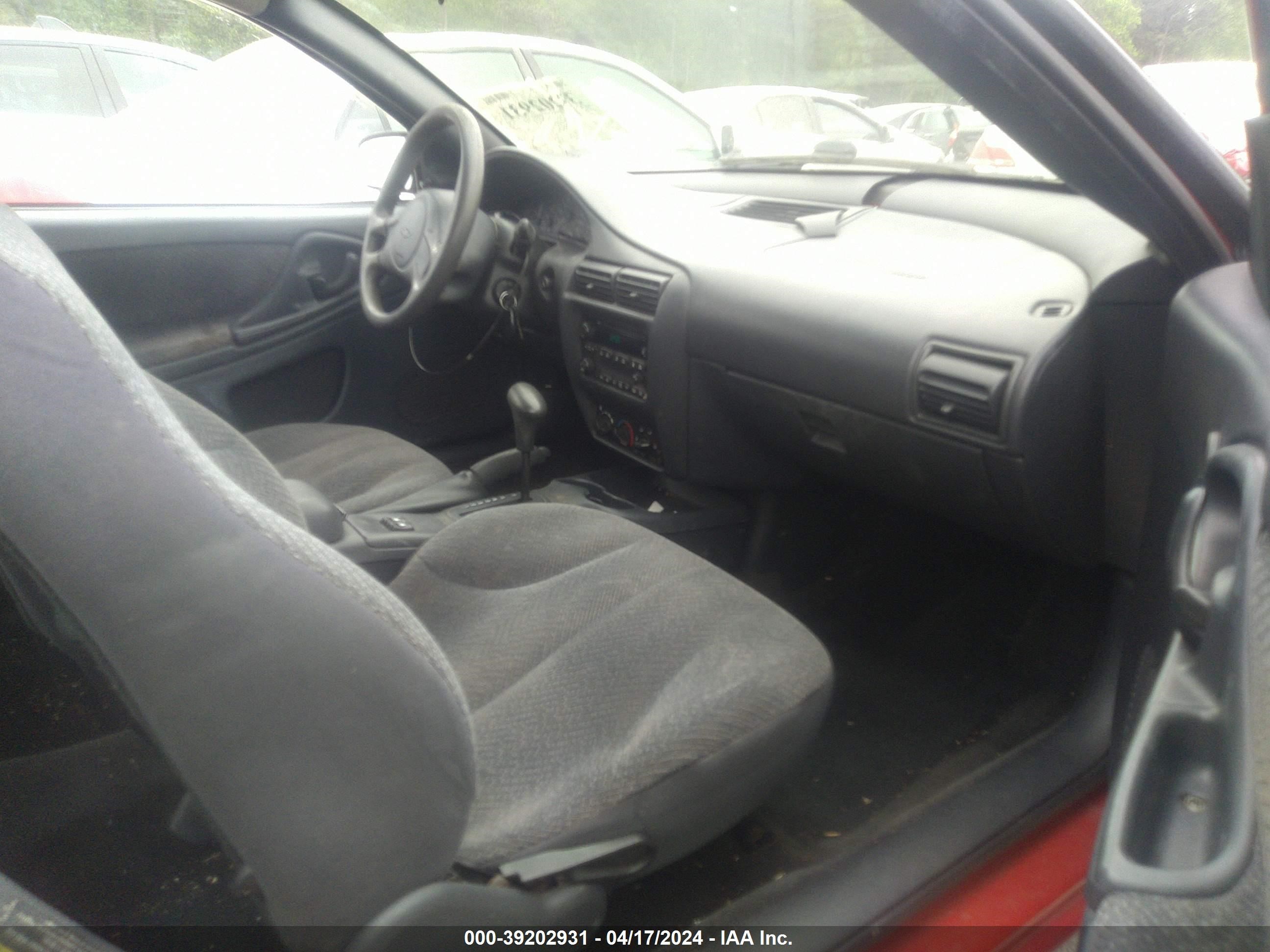 Photo 4 VIN: 1G1JF12F847119009 - CHEVROLET CAVALIER 