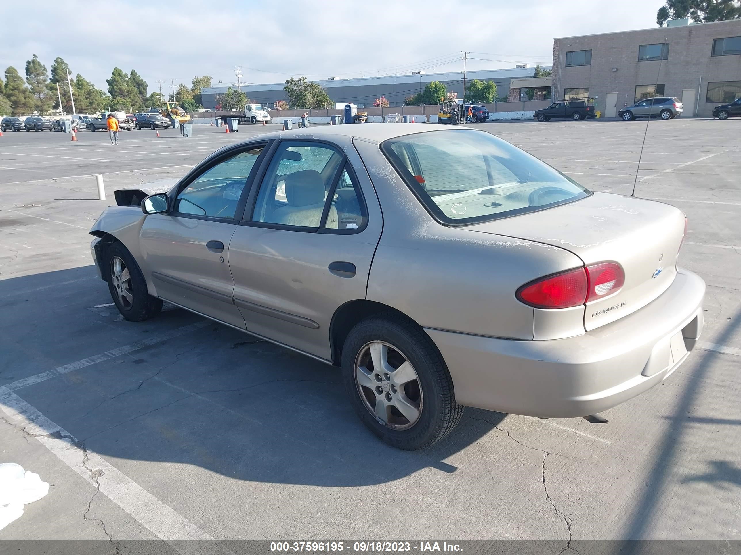 Photo 2 VIN: 1G1JF524327366635 - CHEVROLET CAVALIER 