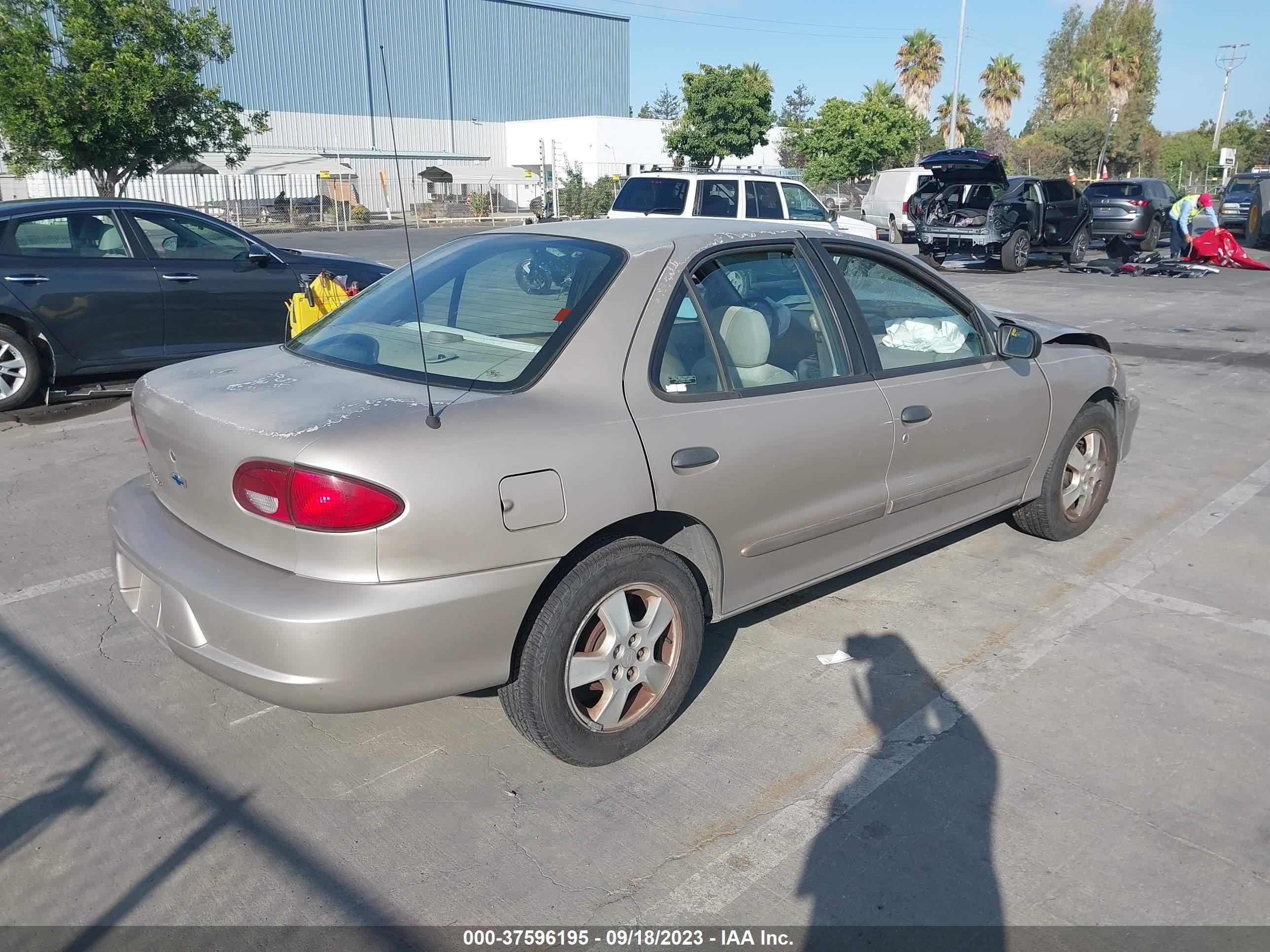 Photo 3 VIN: 1G1JF524327366635 - CHEVROLET CAVALIER 