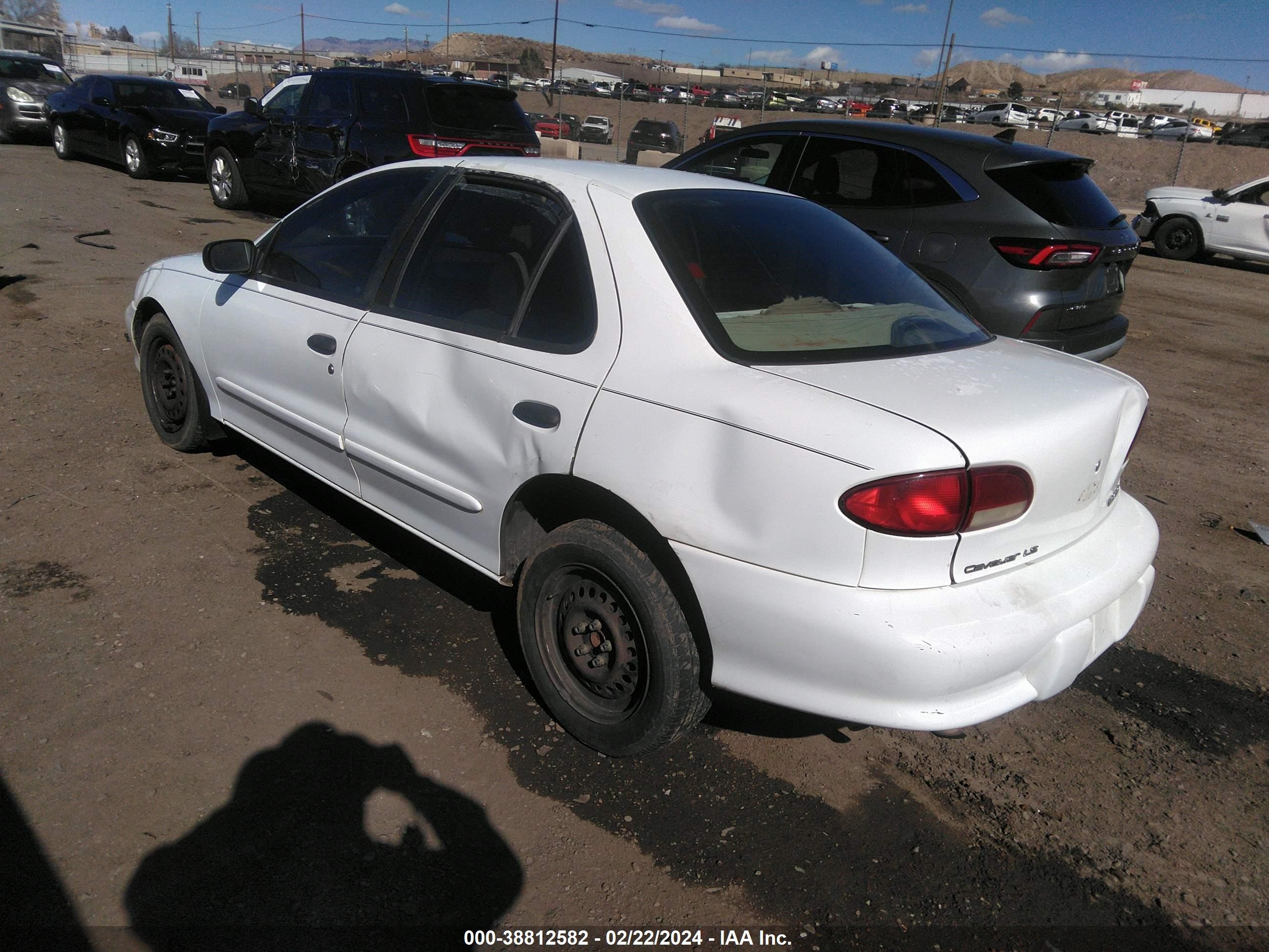 Photo 2 VIN: 1G1JF5244V7271926 - CHEVROLET CAVALIER 