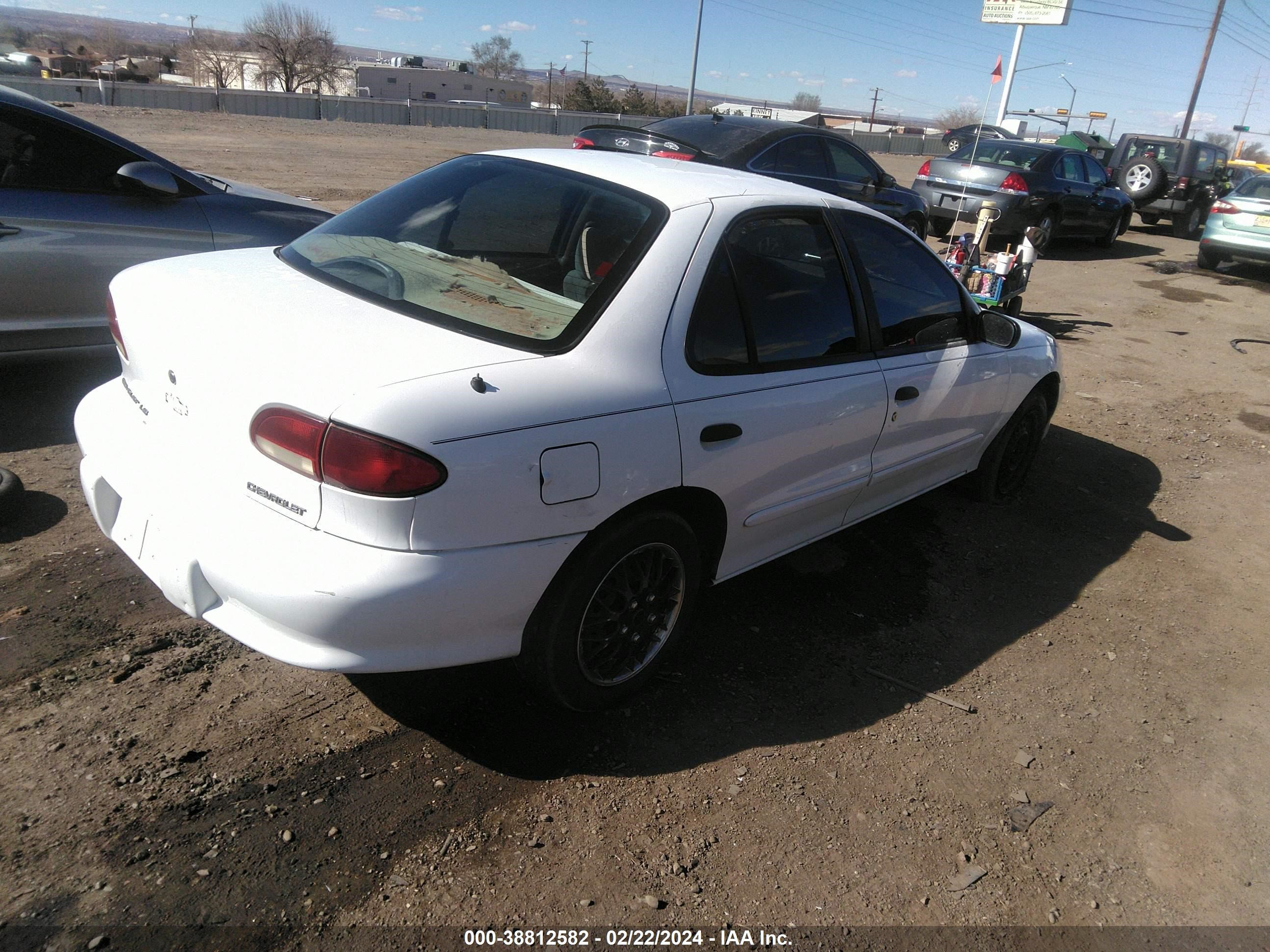 Photo 3 VIN: 1G1JF5244V7271926 - CHEVROLET CAVALIER 