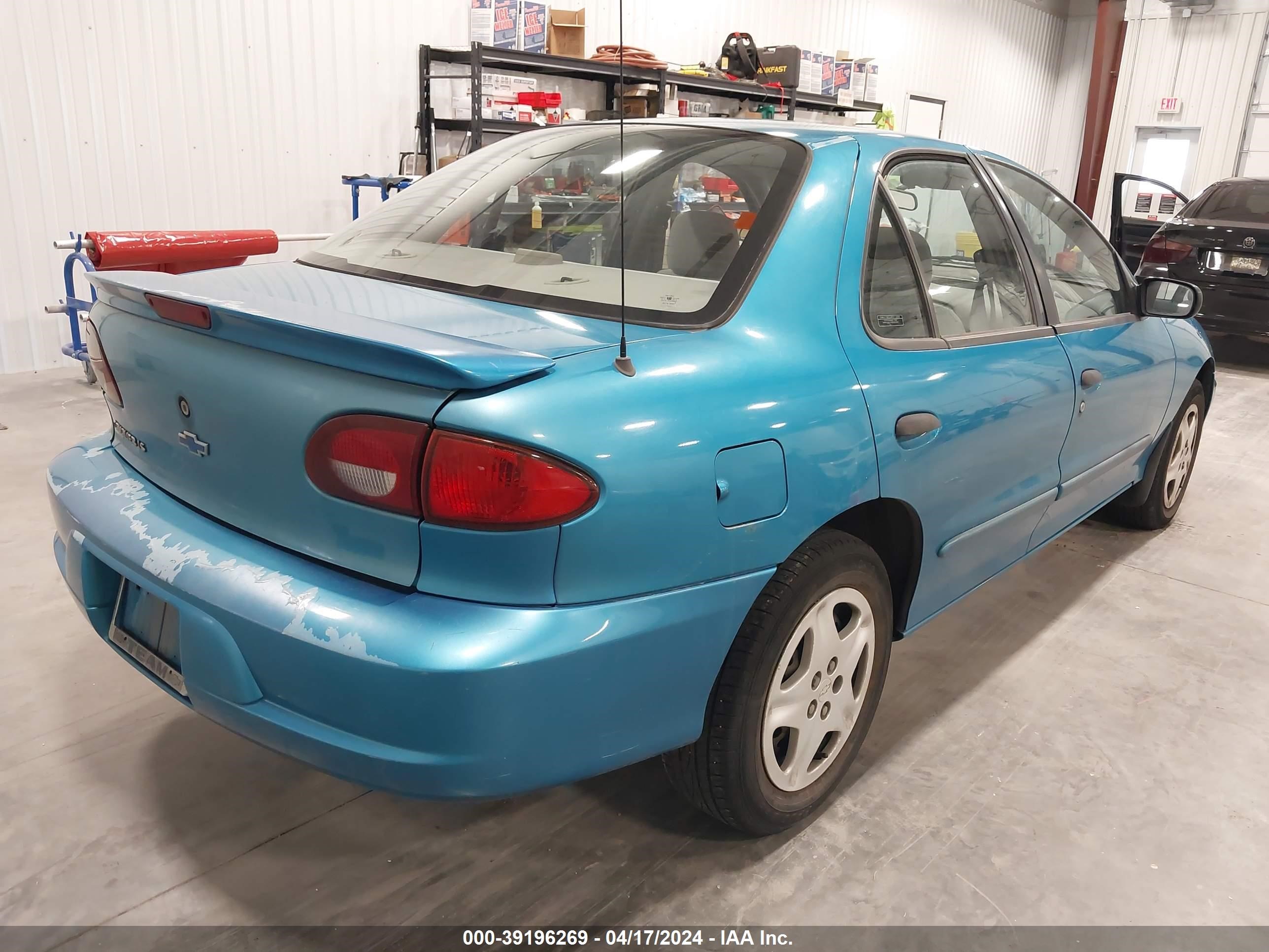 Photo 3 VIN: 1G1JF5244Y7175167 - CHEVROLET CAVALIER 