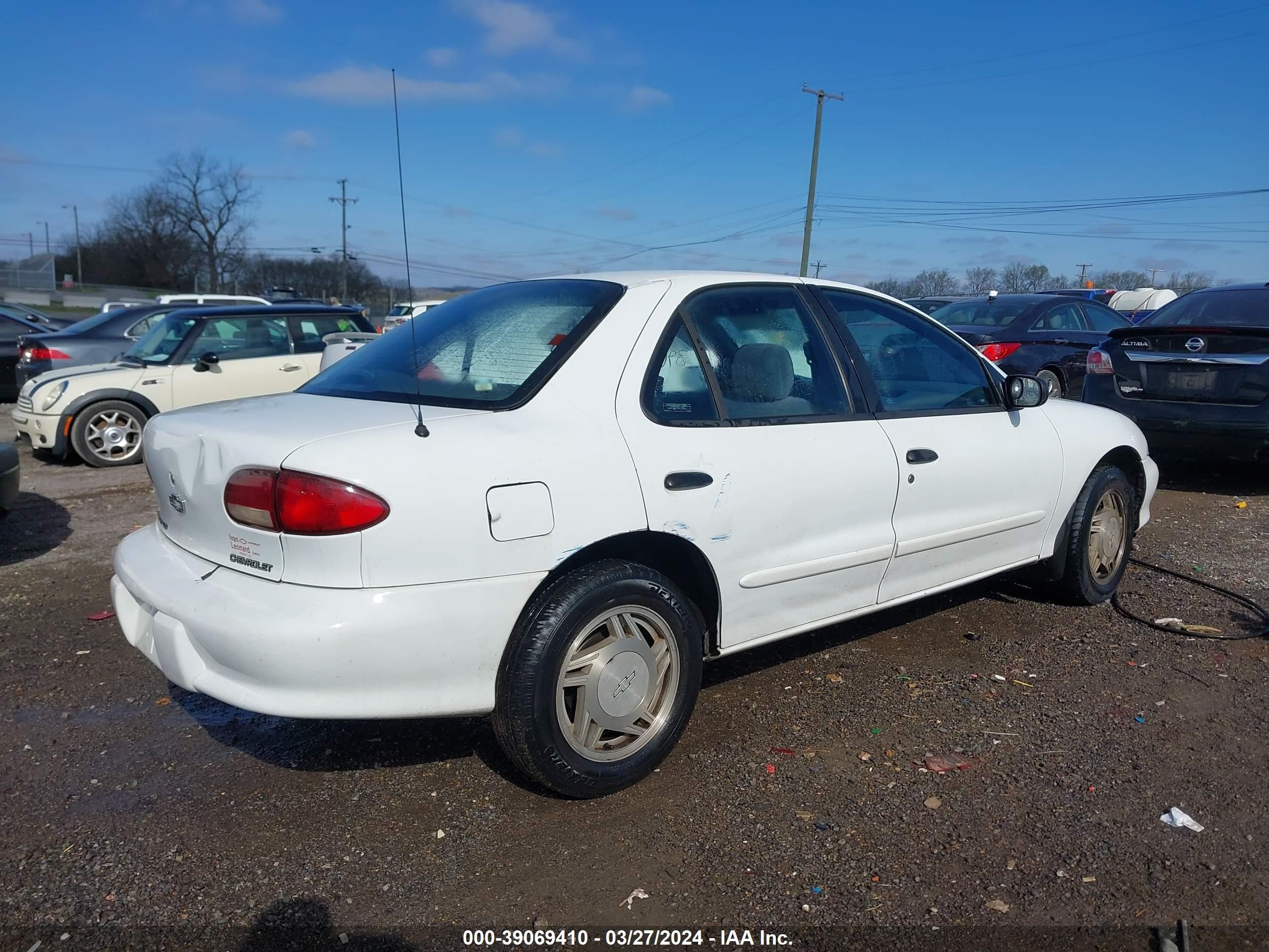 Photo 3 VIN: 1G1JF52T4V7292802 - CHEVROLET CAVALIER 