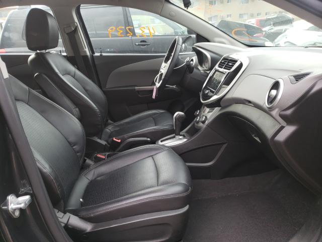 Photo 4 VIN: 1G1JF5SB0J4138042 - CHEVROLET SONIC PREM 