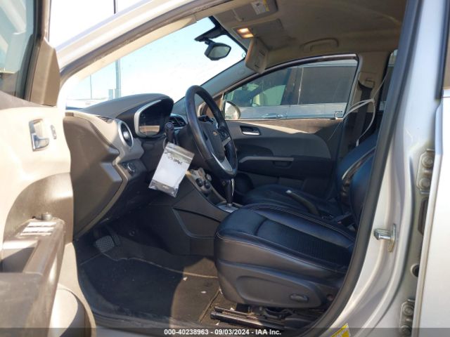 Photo 4 VIN: 1G1JF5SB1J4138387 - CHEVROLET SONIC 